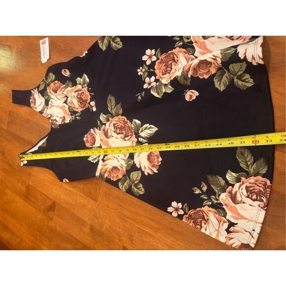 Woman’s MM couture dress floral new without tags from Dillards - Picture 5 of 5